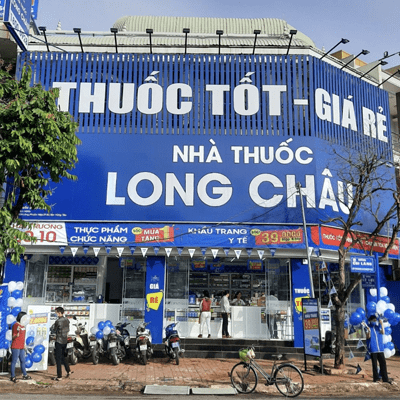 khách hàng nhà thuốc Long Châu
