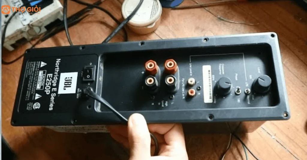 Các lỗi loa sub phổ biến cần gọi cho dịch vụ sửa chữa