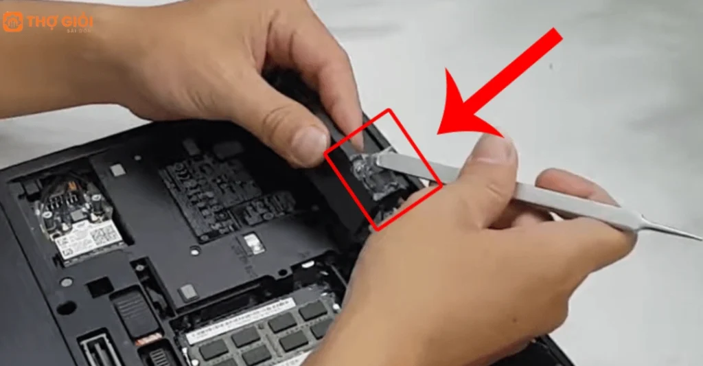 Thợ Giỏi Sài Gòn chuyên sửa chữa các lỗi loa laptop