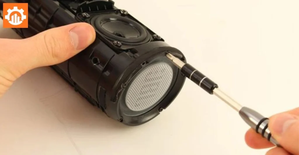 Quy trình thay pin cho loa bluetooth jbl