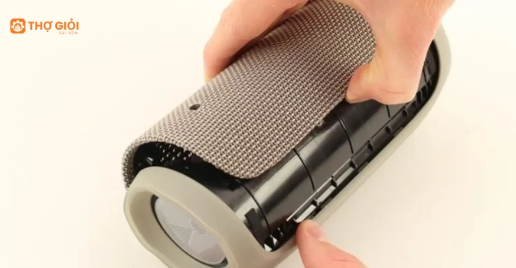 Nhận biết pin loa JBL cần được thay thế
